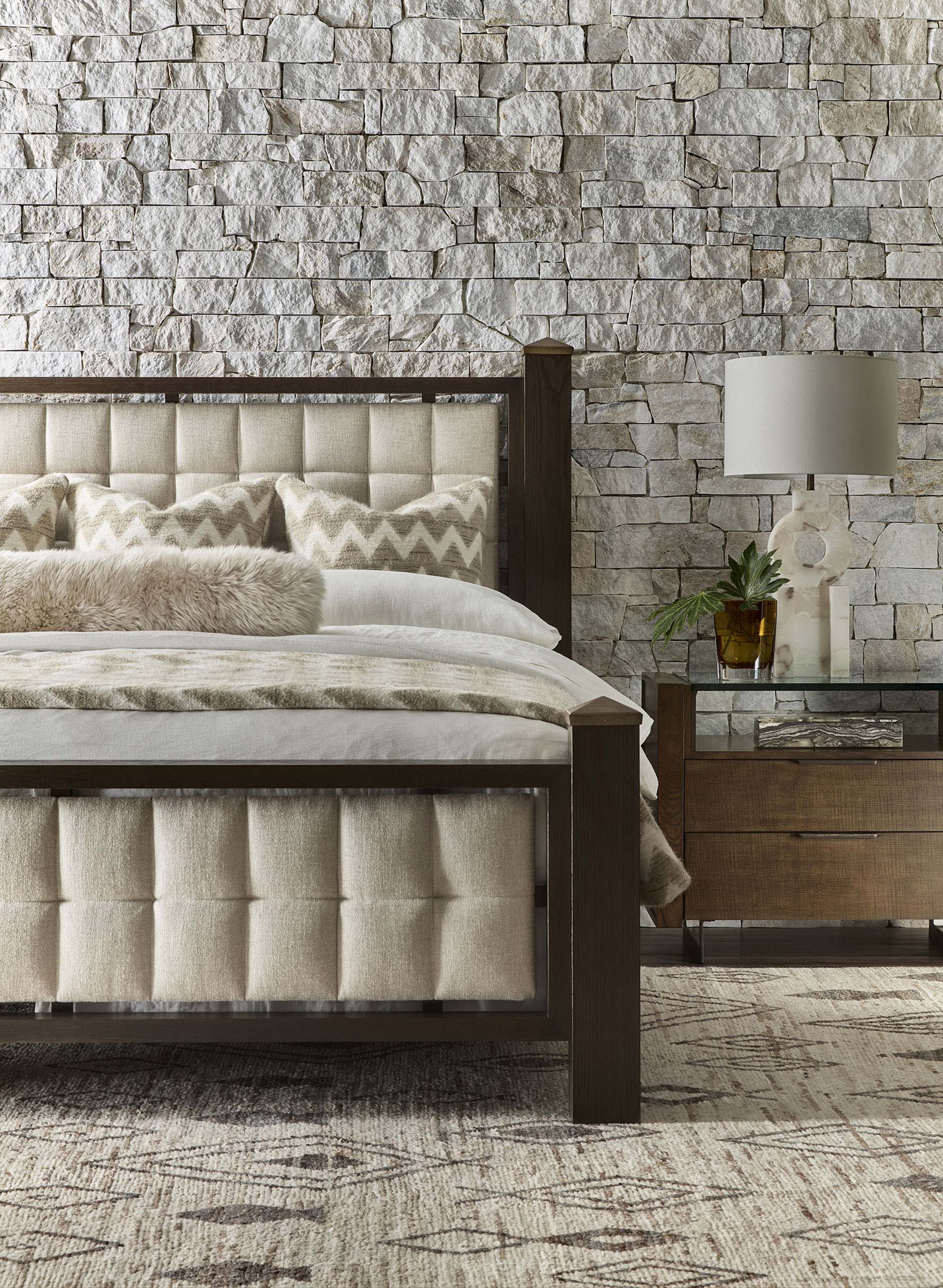 A100-600 | USA Made | Sherrill Furniture